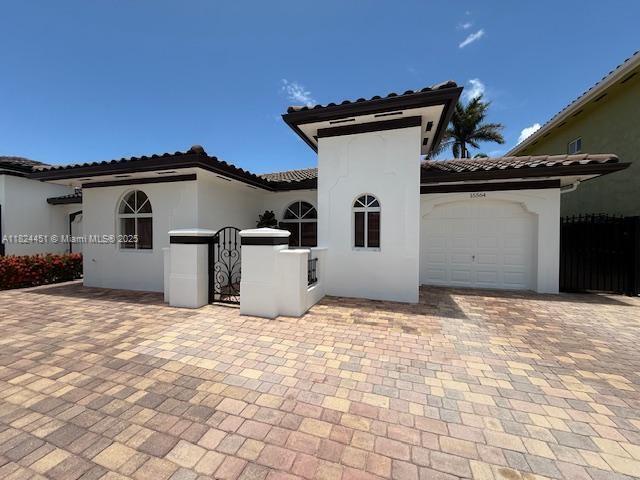 Building Photo - 15564 SW 12th Terrace