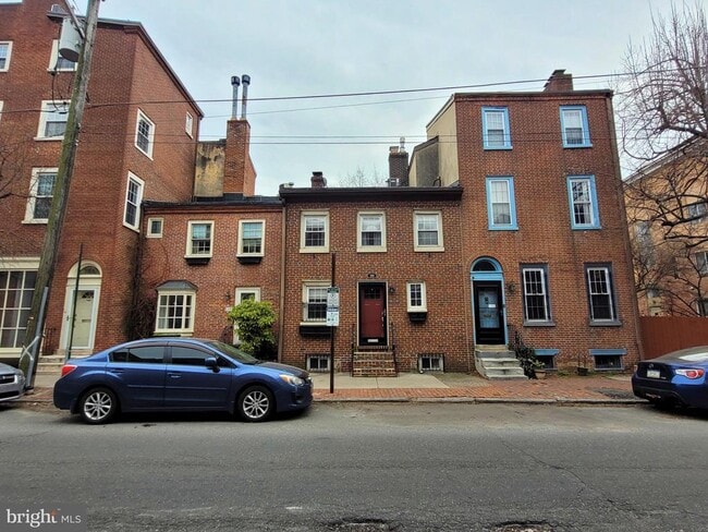 Building Photo - 1106 Lombard St