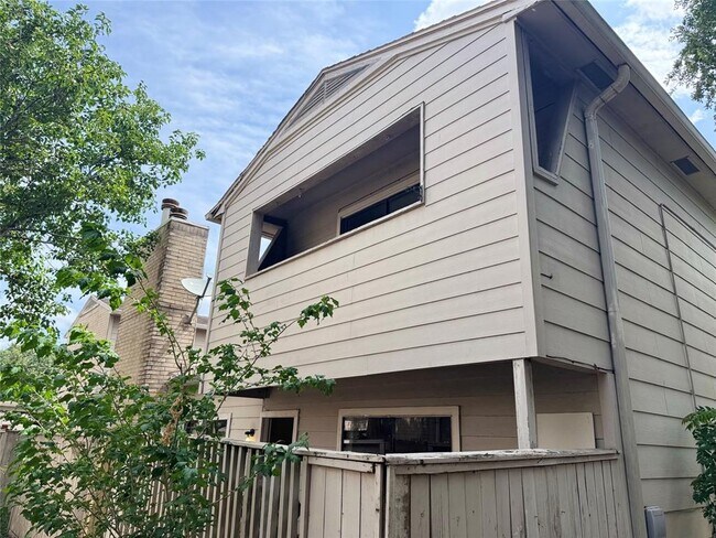Building Photo - 9515 Windswept Ln