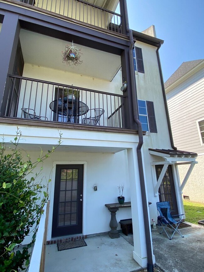 Building Photo - 155 Dr. Michael Debakey Drive