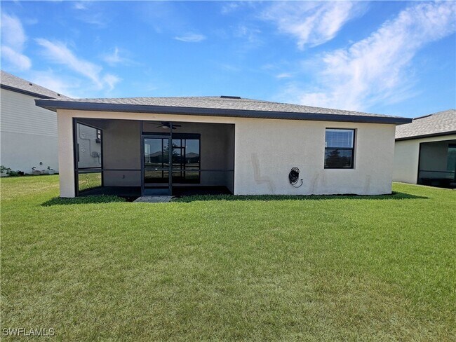 Building Photo - 14616 Monrovia Ln