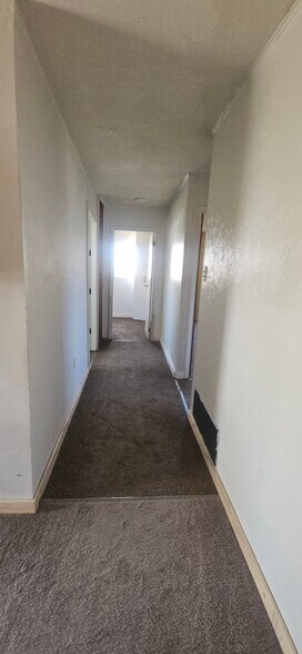 Building Photo - 72 Brothers Ln