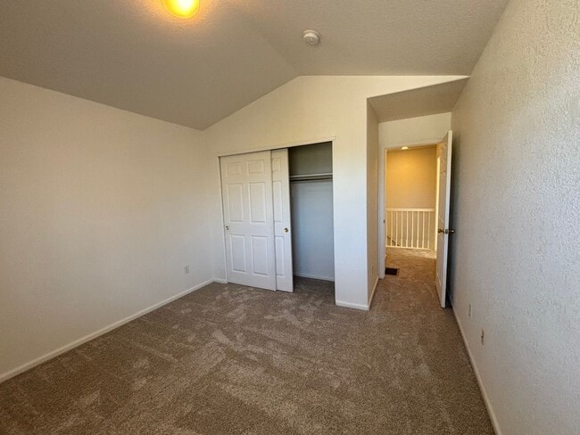 Building Photo - Rent Reduced! 3 Bedrooms, 2.5 Baths & a Layout Designed for Living