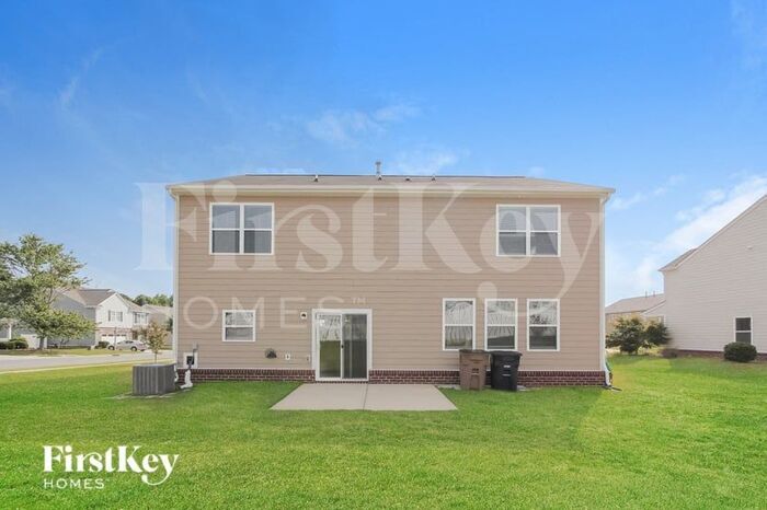 Building Photo - 1023 Rural Farm Rd