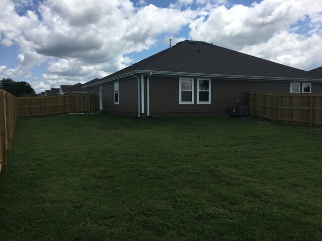 Unit A Fenced Yard - 2706 N Teresa Dr