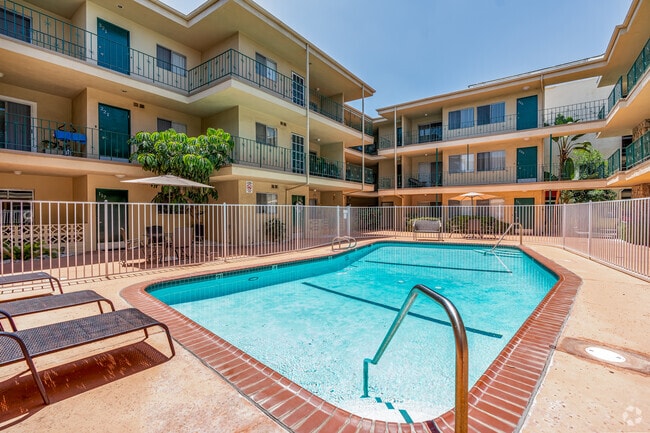 Primary Photo - Encino Park West