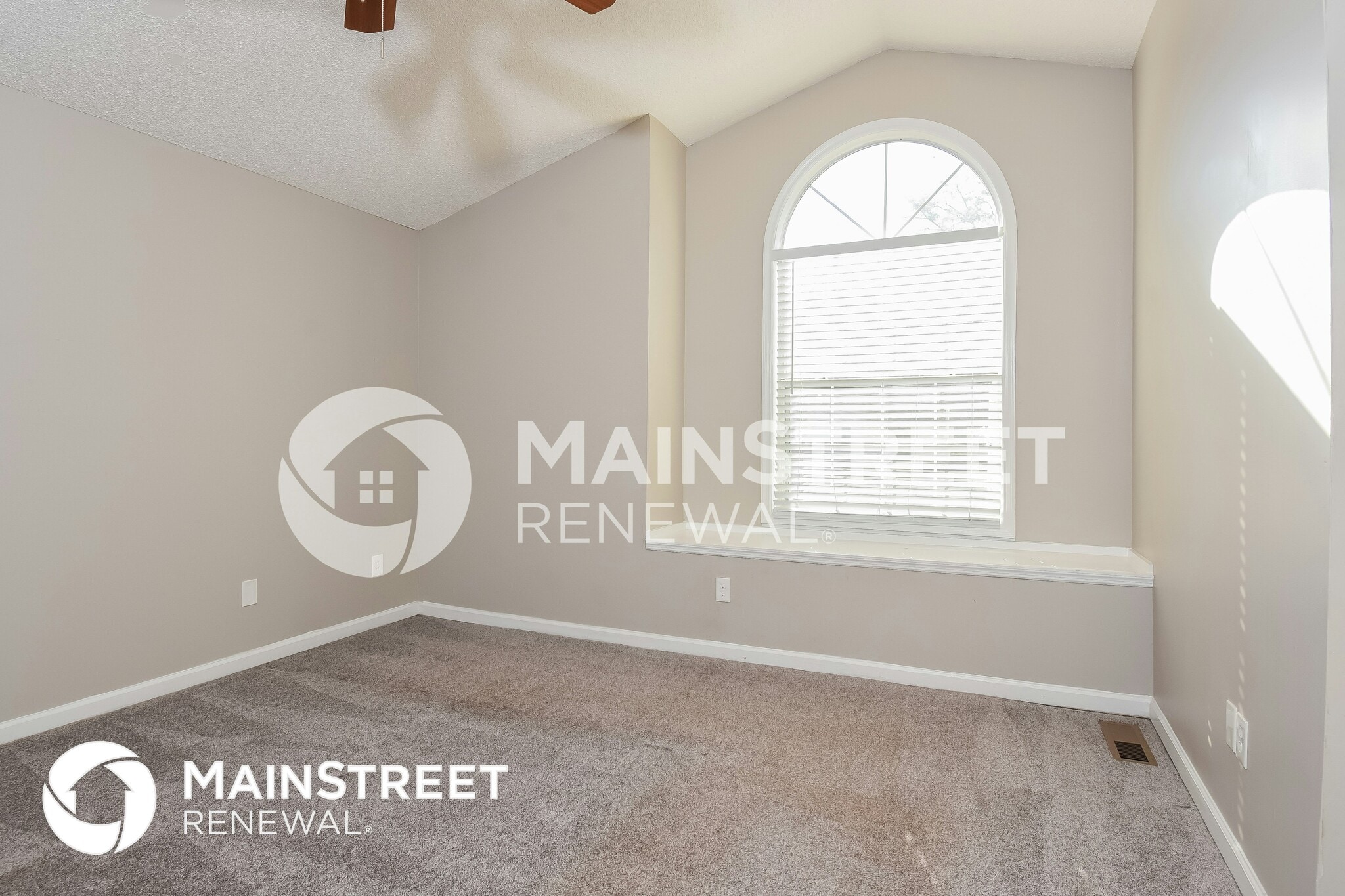 Building Photo - 2872 Betula Dr