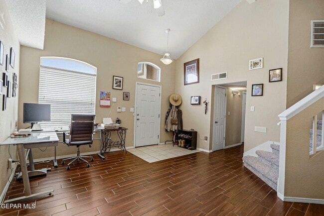 Building Photo - 14233 Spanish Point Dr
