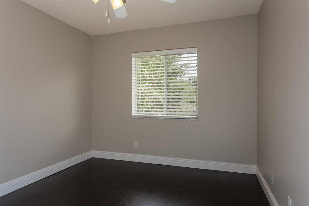 Building Photo - 6373 NW 40th Ave