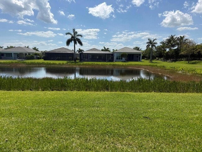Building Photo - 12597 Vincenza Way