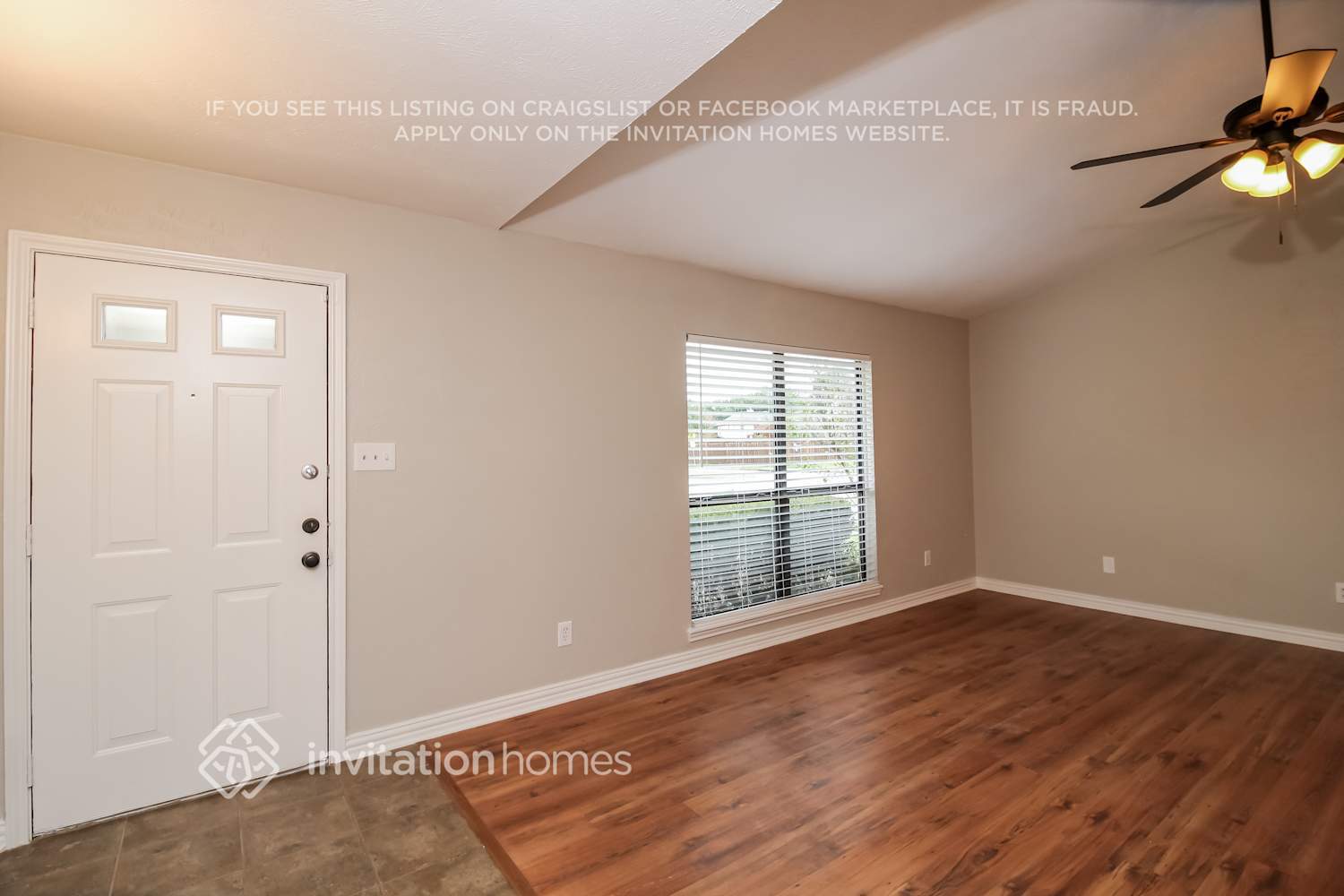 Building Photo - 1301 Clearview Dr