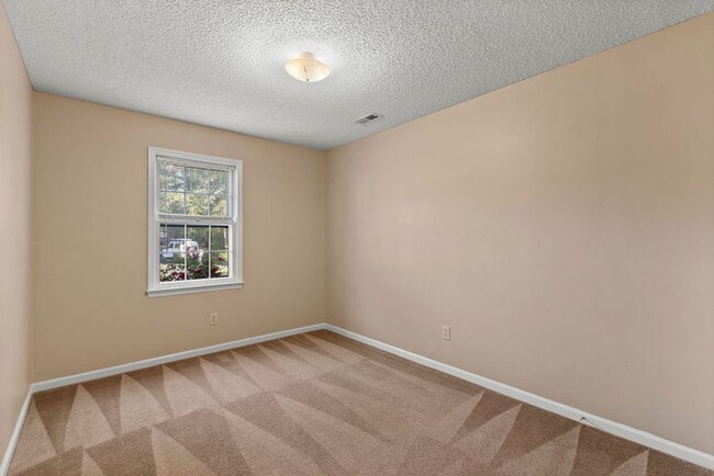 Building Photo - Affordable Single Family Home in Jacksonville