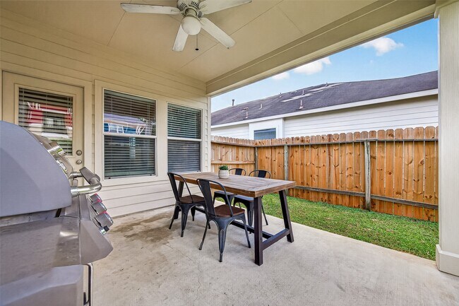 Building Photo - 430 Dockside Terrace