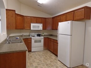 Building Photo - Beautiful Richfield Condominium