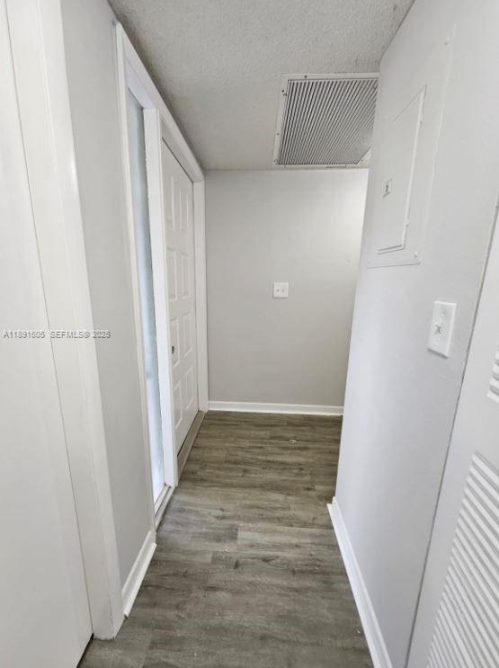 Building Photo - 1024 S Independence Dr