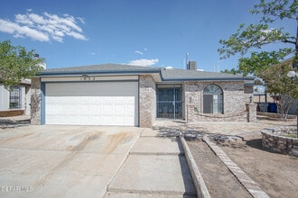 Building Photo - 1832 Dean Jones Dr