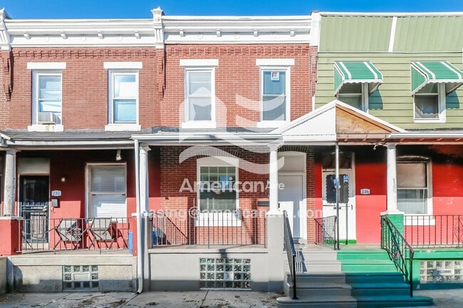 Building Photo - 234 N Hobart St