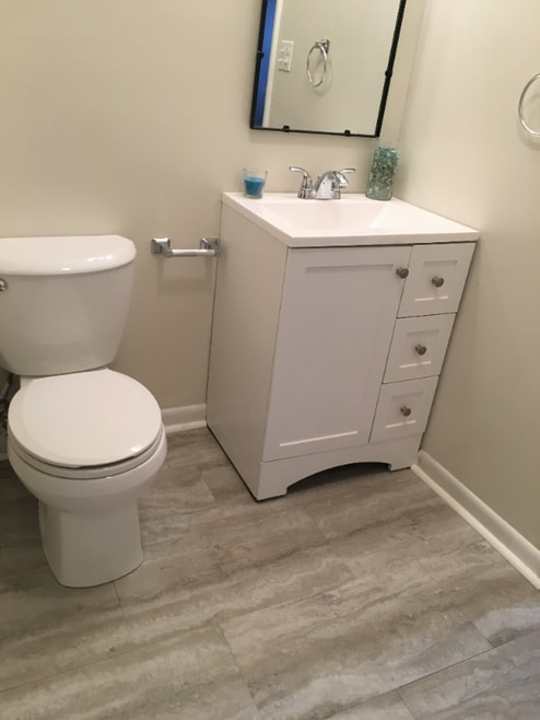 Building Photo - 801 Lincoln St