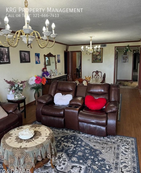 Building Photo - 935 N Halifax Ave