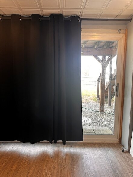 Building Photo - 24 Lewis St