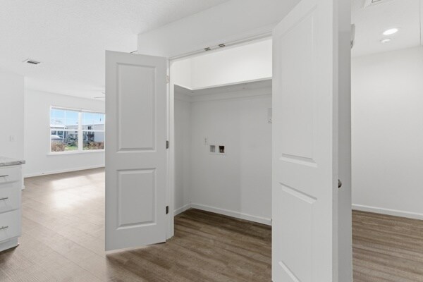 Building Photo - 34 Pine St