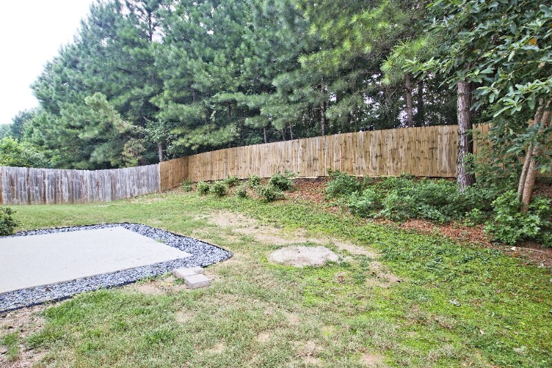 Building Photo - 462 Walnut Woods Dr