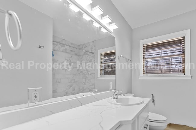 Building Photo - 1500 Sherman St