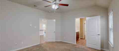 Building Photo - 2917 Colorado Dr