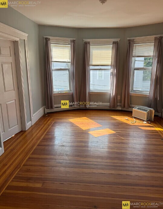 Building Photo - 49 Conwell Ave