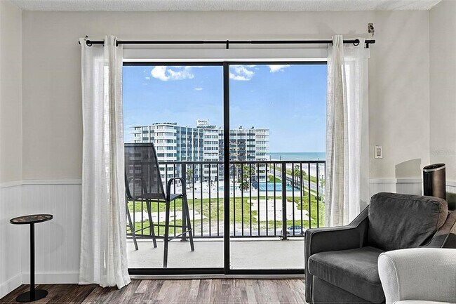 Building Photo - 3600 S Ocean Shore Blvd