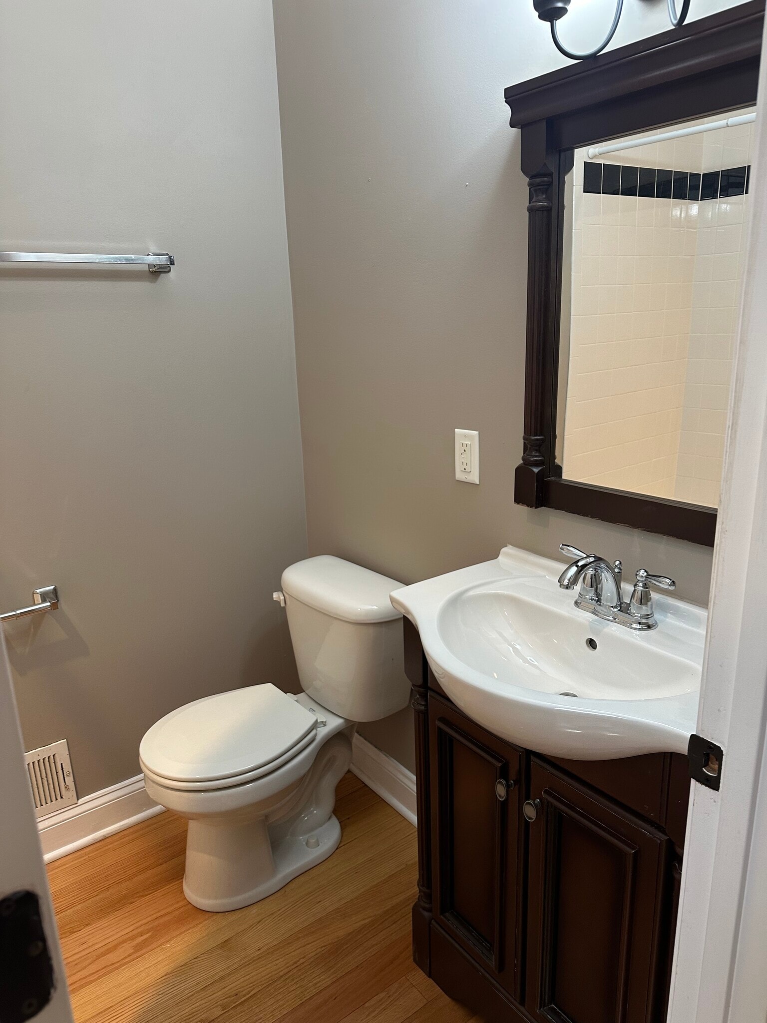 Bedroom #2 bathroom - 1013 Patapsco St