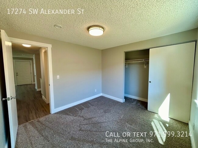 Building Photo - 17274 SW Alexander St