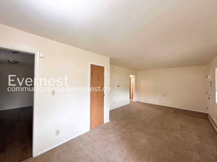 Building Photo - 2205 N Royer St