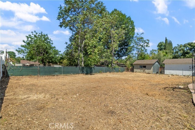 Building Photo - 5835 Jumilla Ave