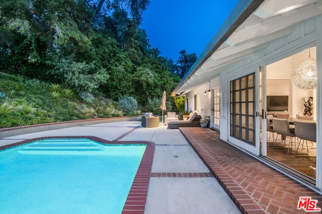 Building Photo - 16849 Adlon Rd