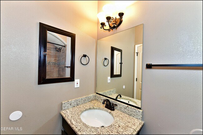 Building Photo - 3741 Loma Adriana