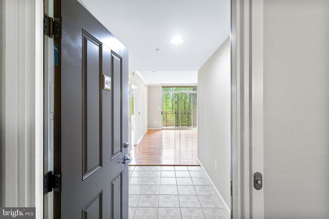 Building Photo - 4480 Market Commons Dr