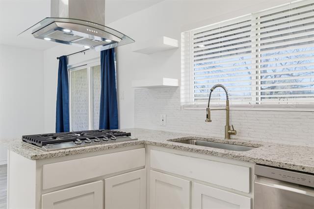 Building Photo - 864 Rainbow Trail