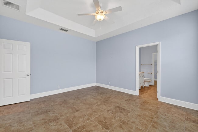 Building Photo - 7865 15th Ln