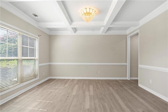 Building Photo - 4660 Lake Hill Trail