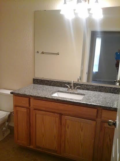 Building Photo - 6011 Hemingway Cir