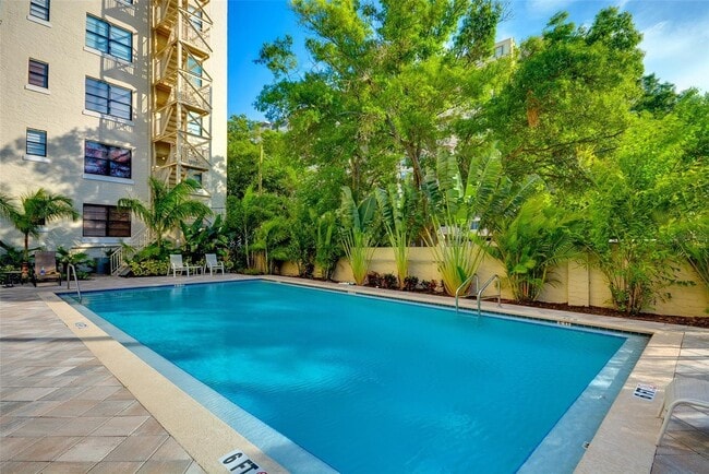 Building Photo - 2109 Bayshore Blvd