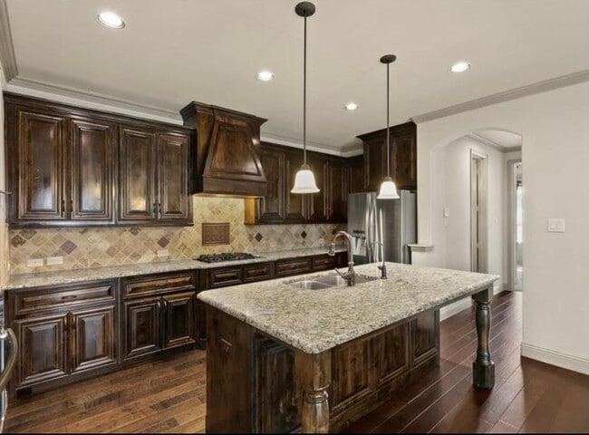 Building Photo - 5018 Dominion Blvd