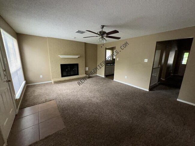 Building Photo - 17323 Glenhew Rd