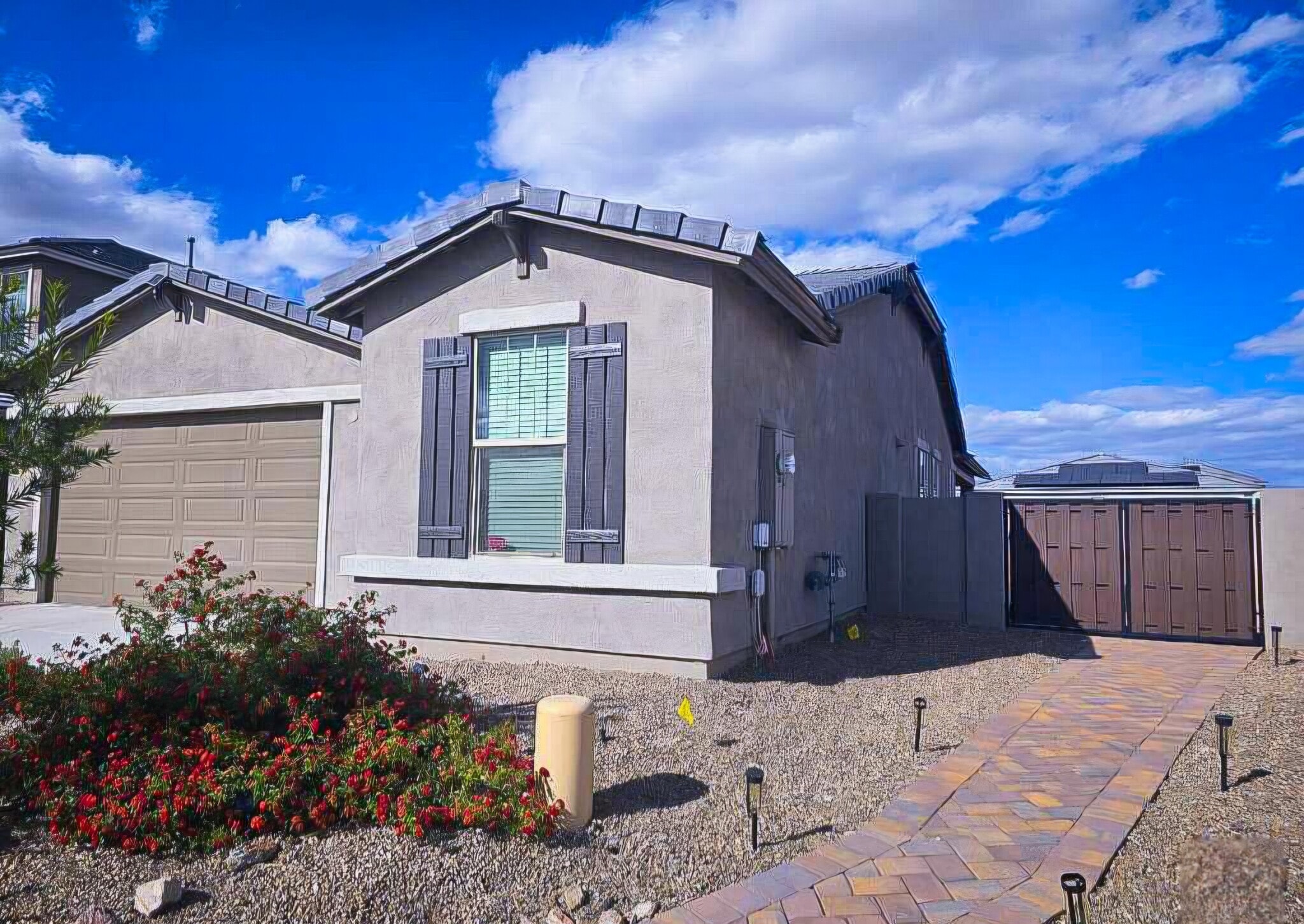 Building Photo - 620 W Calle El Tramo