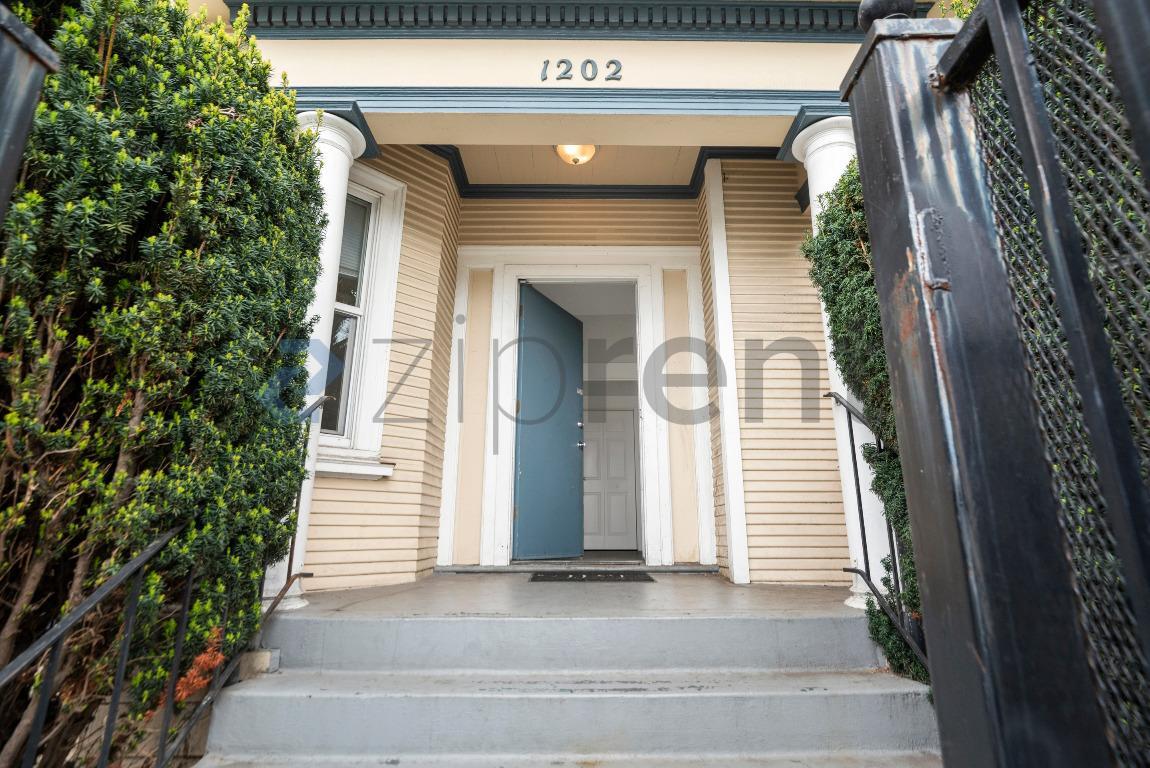 Building Photo - 1202 Adeline St