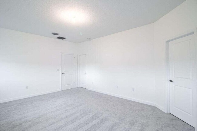 Building Photo - 4819 Navali Dr