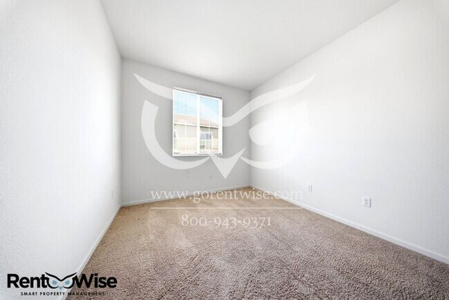 Building Photo - 1583 Sylvia St