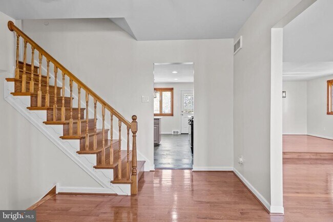 Building Photo - 778 Bobwhite Ln