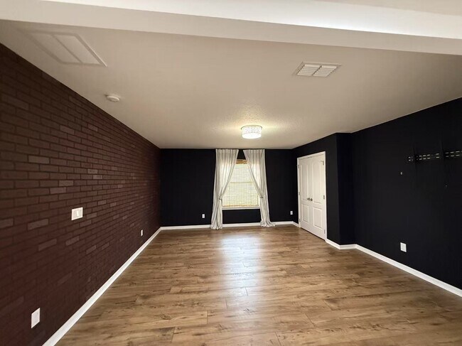 Building Photo - 1581 Canopy Pasture Dr